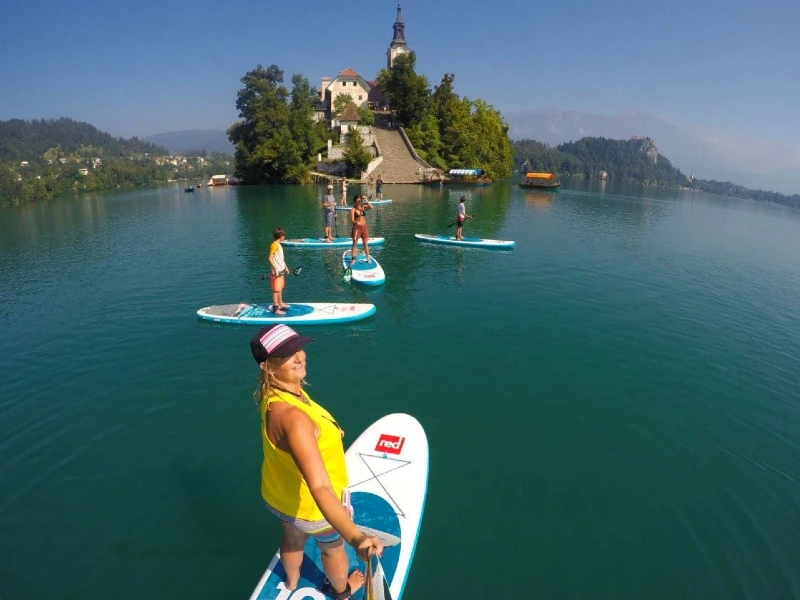 Stand Up Paddling Bled