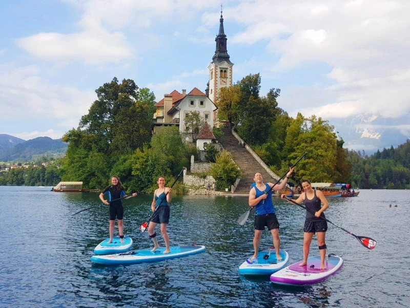 Stand Up Paddling Bled