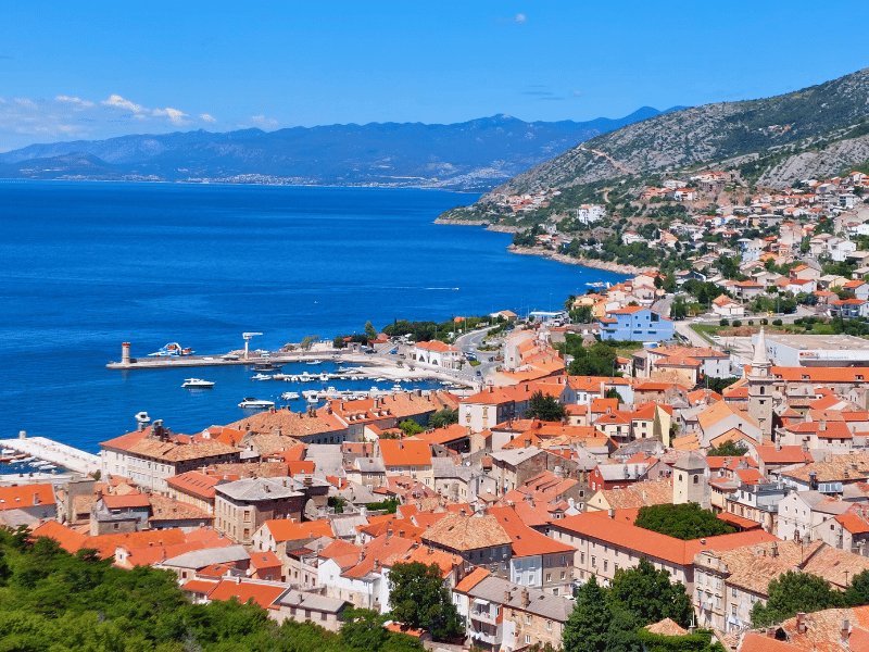 Blick auf Senj in Kroatien