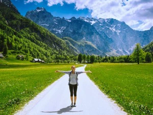 Wanderer im Logar-Tal