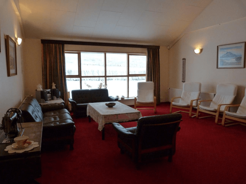 Sitzecke des Hotelzimmers
