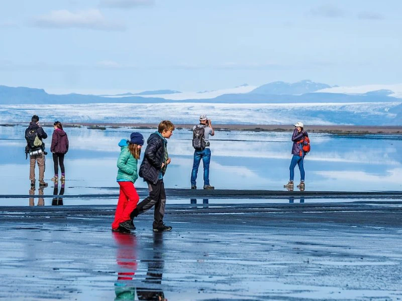 island-menschen-gruppe