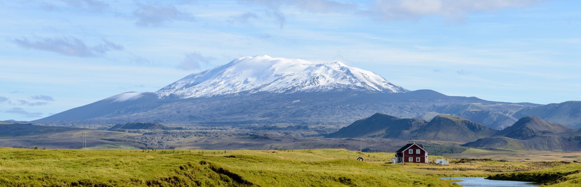 Schneebedeckter Vulkan in Island