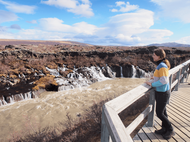 Island Wasserfälle Hraunfossar
