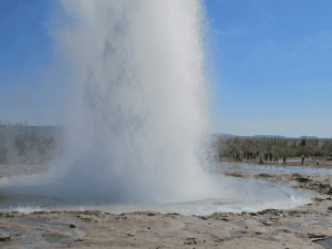 Der Geysir Strokkur