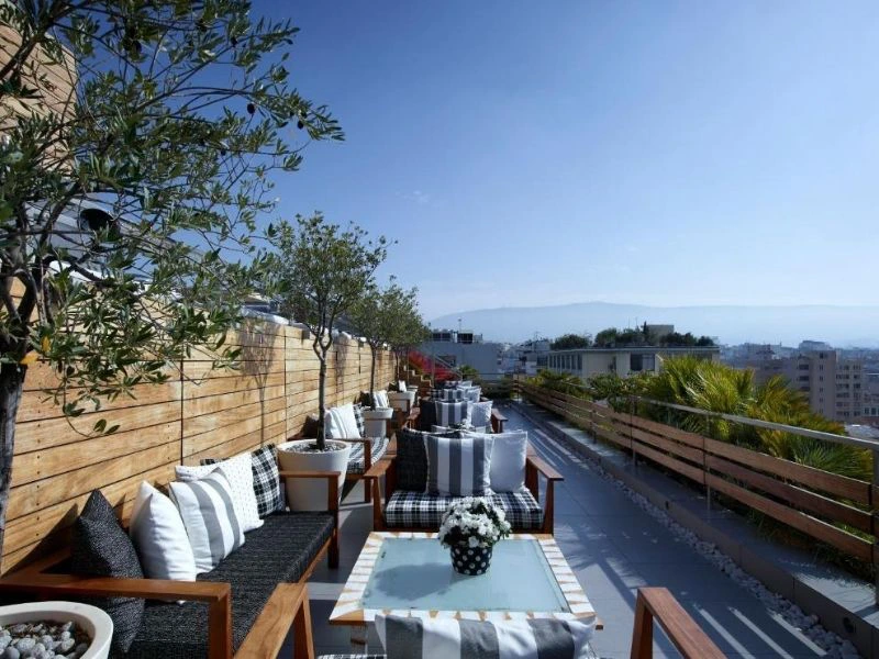Dachterrasse des Hotels in Athen, Griechenland