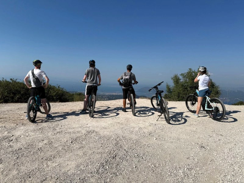 Fahrradfahrer auf Lefkas