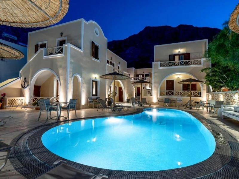 Unterkunft mit Pool auf Santorini, Griechenland