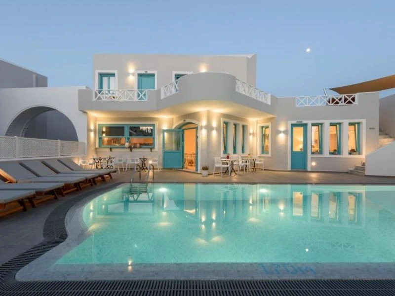 Pool auf Santorini, Griechenland
