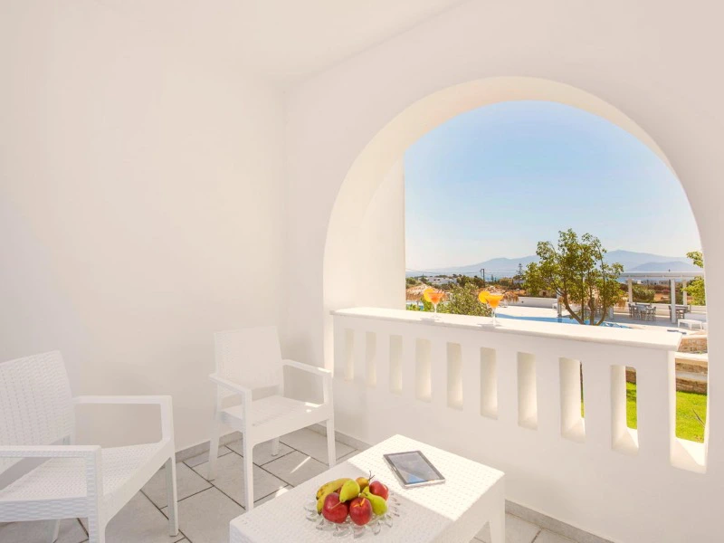 Griechenland Kykladen Naxos Unterkunft mit Pool