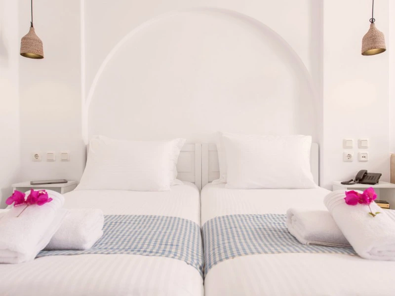 Griechenland Kykladen Naxos Unterkunft mit Pool