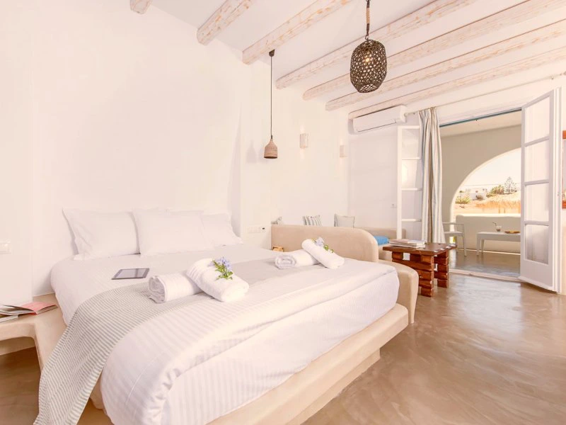 Griechenland Kykladen Naxos Unterkunft mit Pool