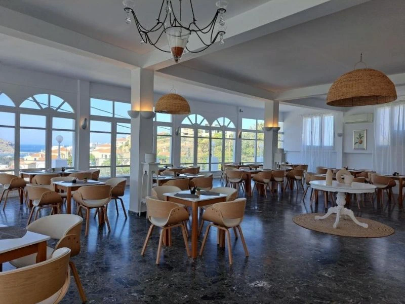Restaurant der Komfortunterkunft auf Andros