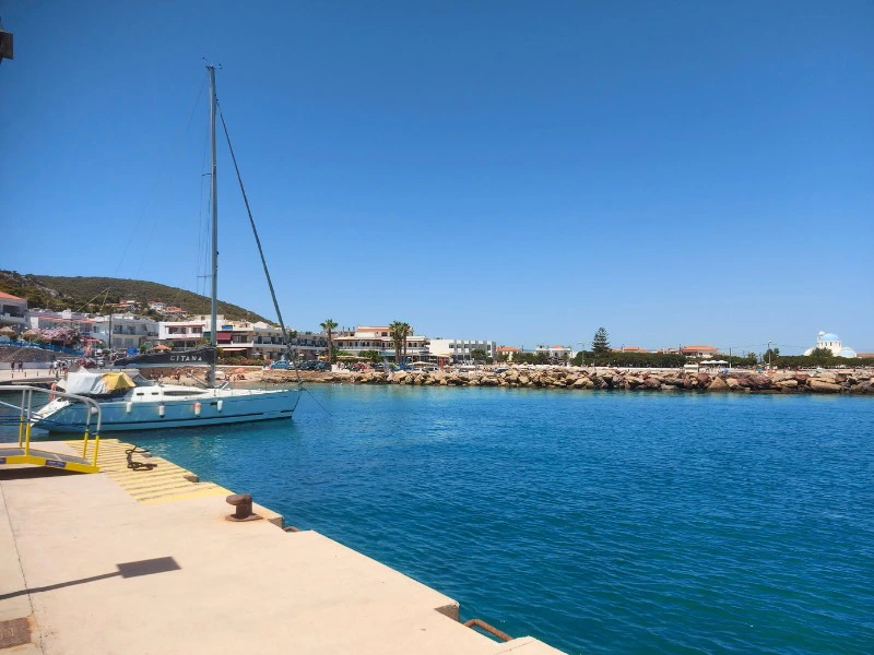 Hafen von Agistri, Griechenland