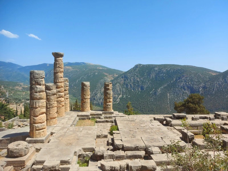 Blick auf die Ruinen von Delphi, Griechenland