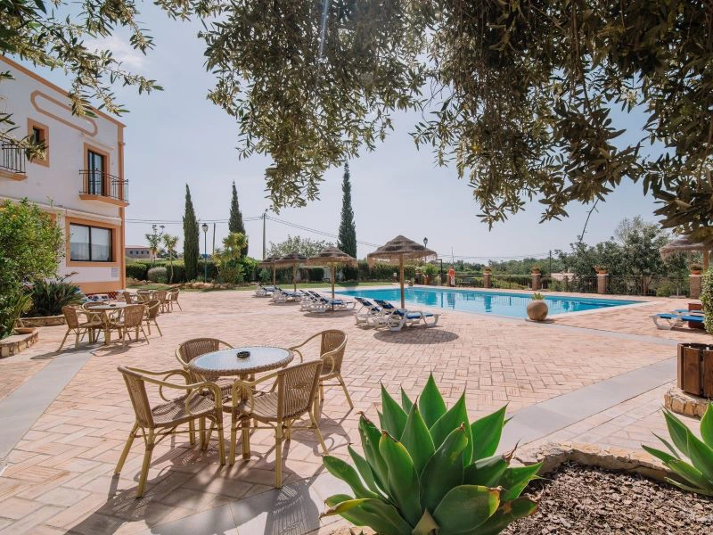 Pool der Unterkunft bei Olhao