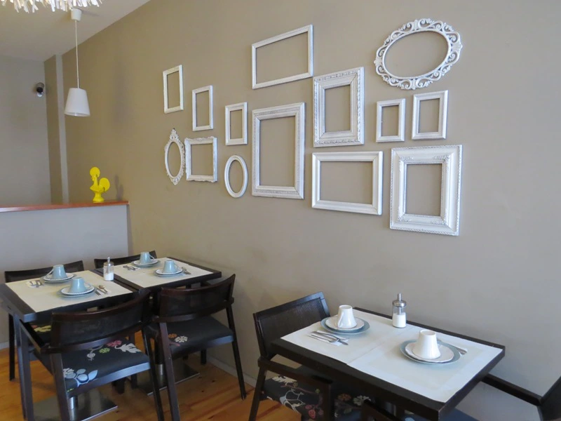 Frühstücksraum in Porto bei Portugal Rundreise