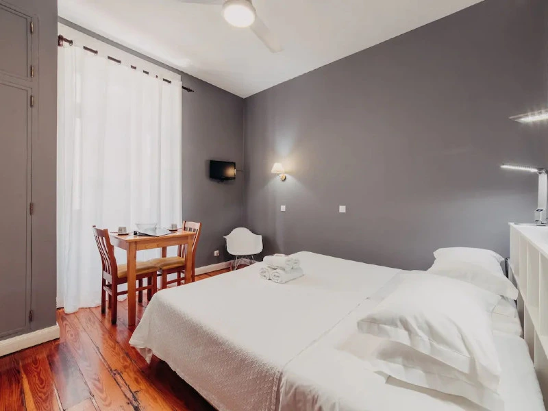 gemütliches Schlafzimmer im Studio