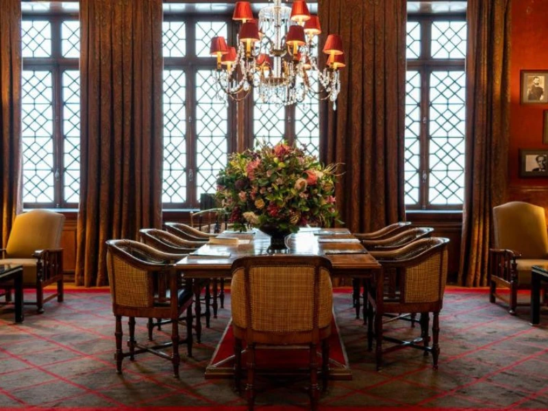 Hotel Lobby in Porto