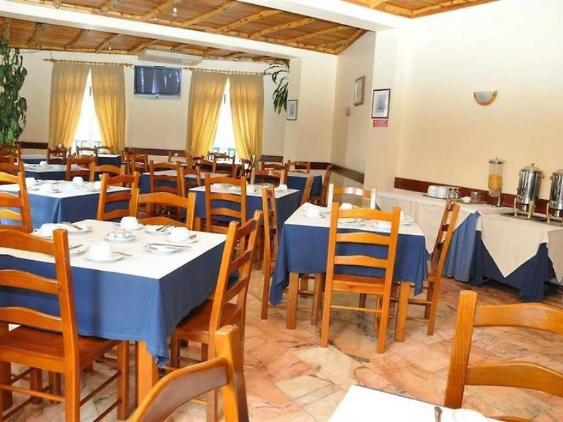 Terceira Hotel Frühstücksraum