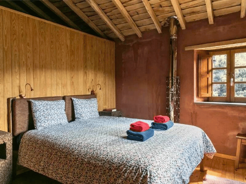 Schlafzimmer im Hotel bei Lousa