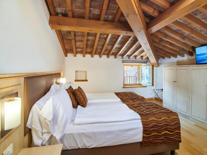 Zimmer am Gardasee, Italien