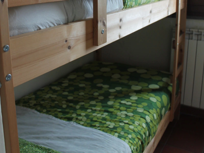 Hochbett auf Sizilien nahe des Ätna in Italien