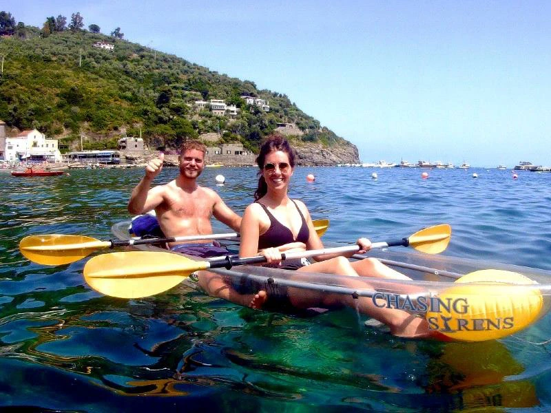 Pärchen in einem Kajak