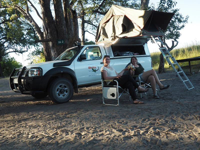 Namibia Camping Dachzelt Allradwagen
