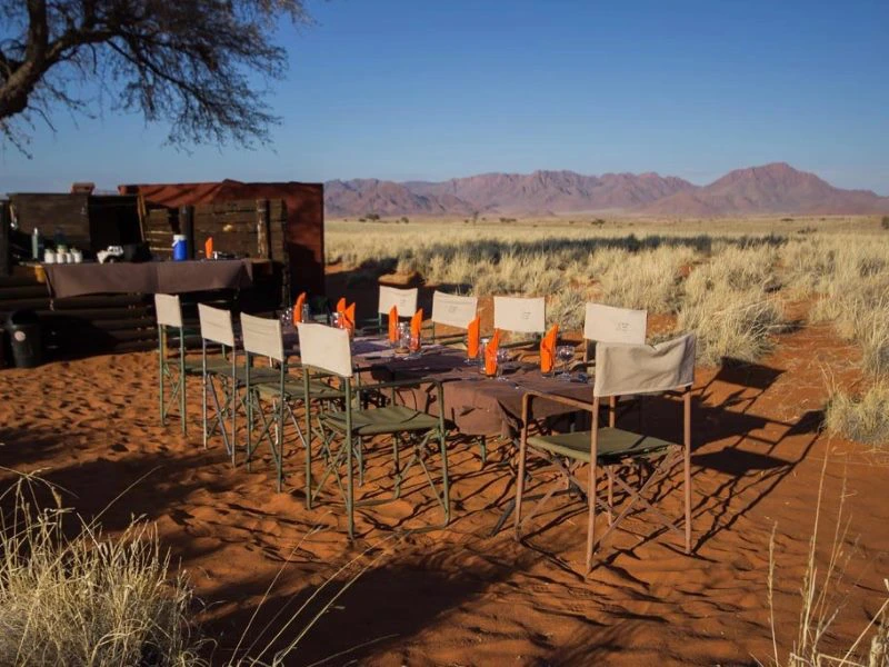 Abendessen beim Tok Tokkie Trail Namibia