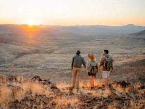 Wanderer auf dem Etendeke Hike Namibia