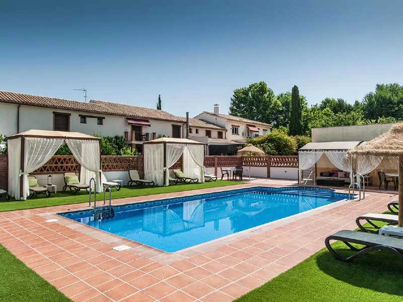 Pool beim Cortijo bei Granada, Spanien