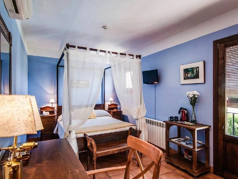 Gemütliches Zimmer im Cortijo bei Granada, Spanien