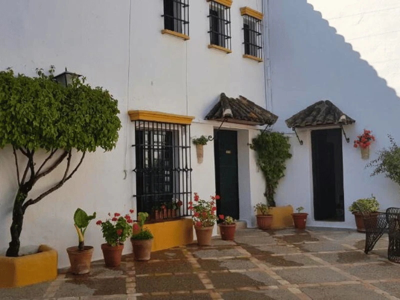 Fassade der Hacienda bei Ronda in Spanien