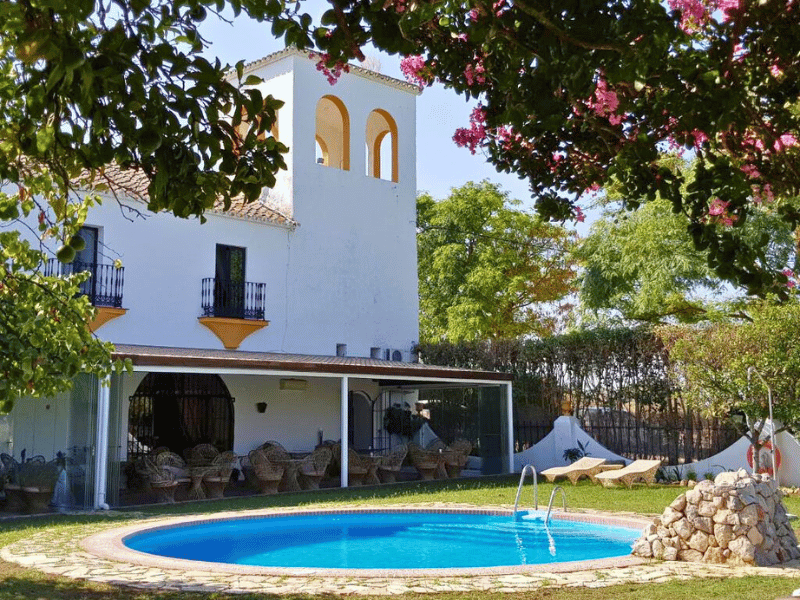 Pool der Hacienda bei Ronda in Spanien