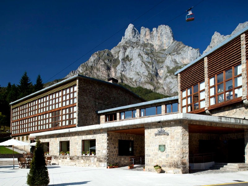 Hotelzimmer in Picos, Schlafzimmer in Spanien