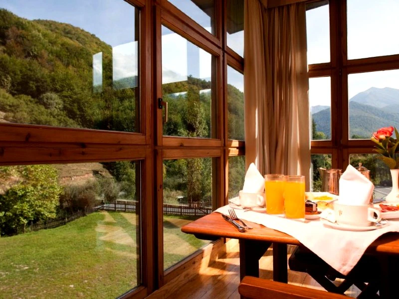 Essbereich in Fuente De, Spanien