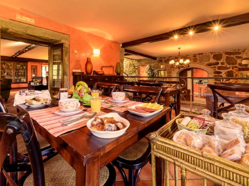 Essbereich im Hotel in Pontevedra