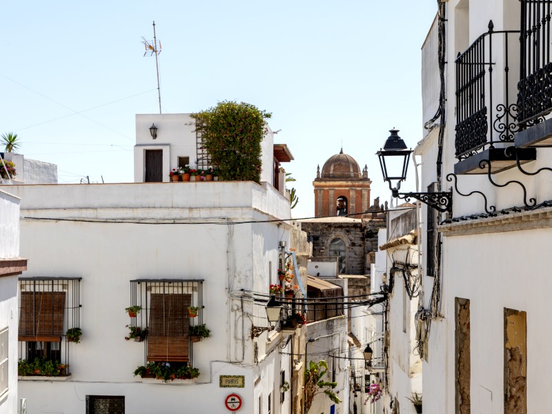 Blick auf die Straßen von Tarifa, Spanien