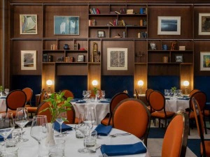 Hotel Helsinki - Speisezimmer
