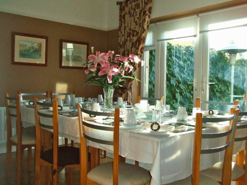 Irland - Esszimmer im B&B in Dublin