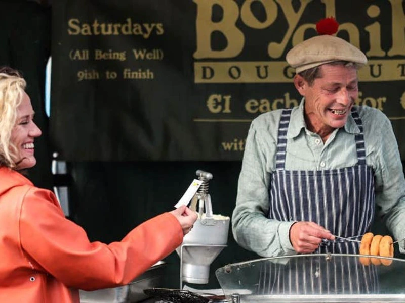 Frisches Gebäck von Lokalen Anbietern bei der Food Tour durch Galway probieren