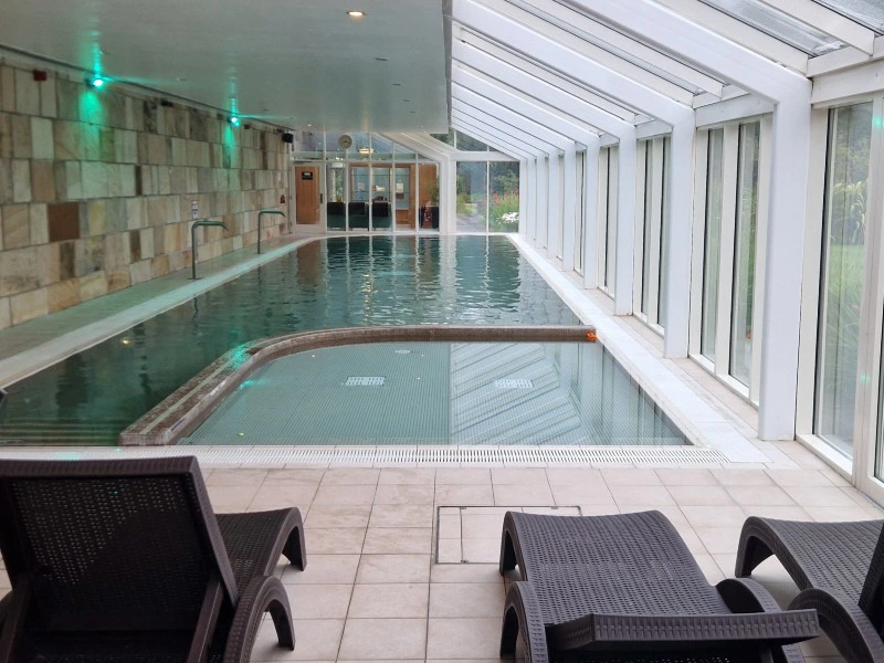 Indoor Pool im Schlosshotel in Donegal
