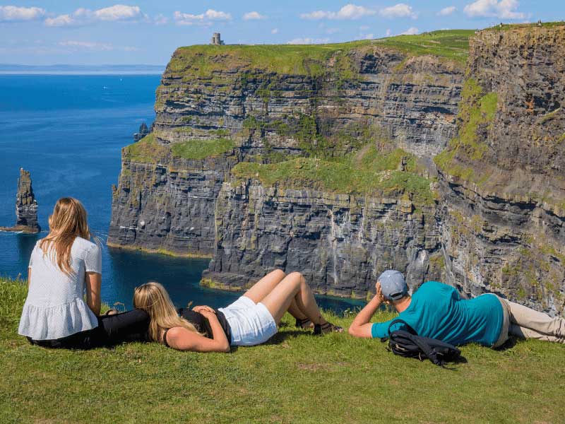 Ausblick auf die Cliffs of Moher, Irland