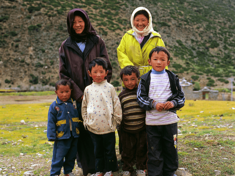 Bild einer tibetischen Familie
