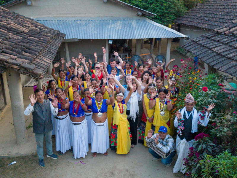 Bewohner des Dorfes in Bardiya in Nepal