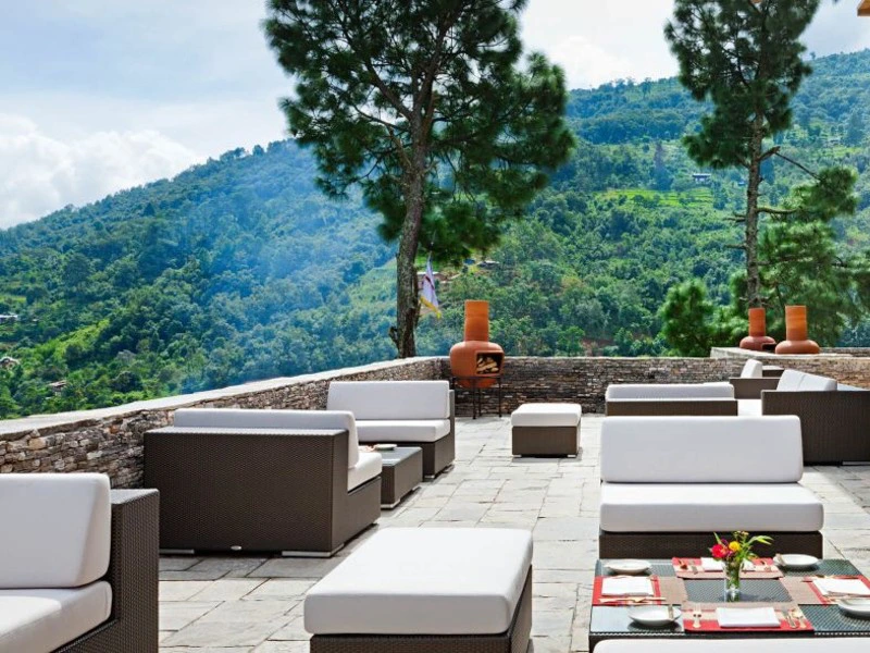 Terrasse im stilvollen Hotel in Punakha, Bhutan