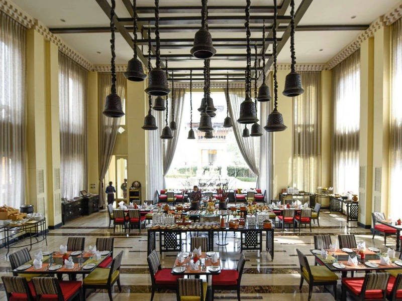 Restaurant im stilvollen Hotel in Thimphu, Bhutan