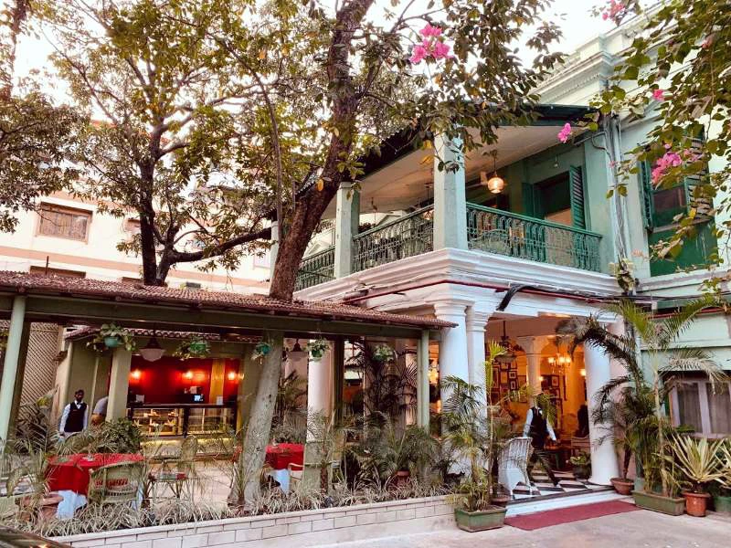 Hotel in Kolkata