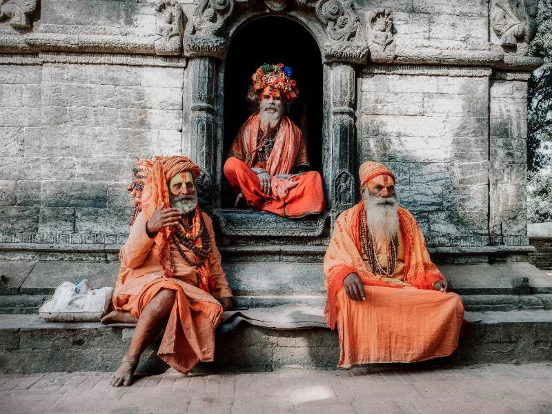 Nepalesische Mönche in Kathmandu